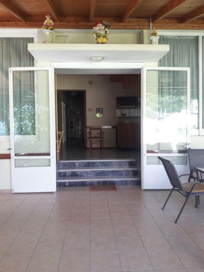 Nana Hotel Kamena Vourla Ngoại thất bức ảnh